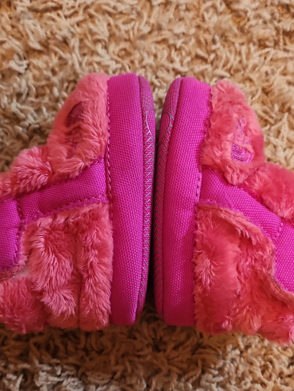 The North Face Baby Plush Slip-On Booties - Hot Pink Size 3